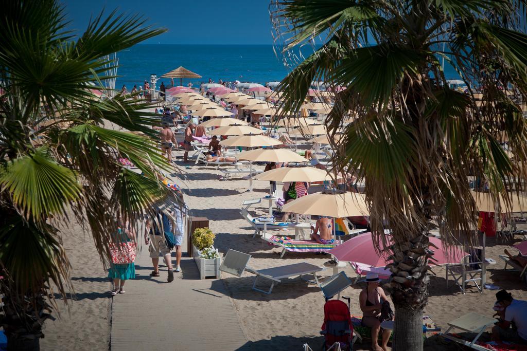 Hotel Aurea Rimini Eksteriør bilde